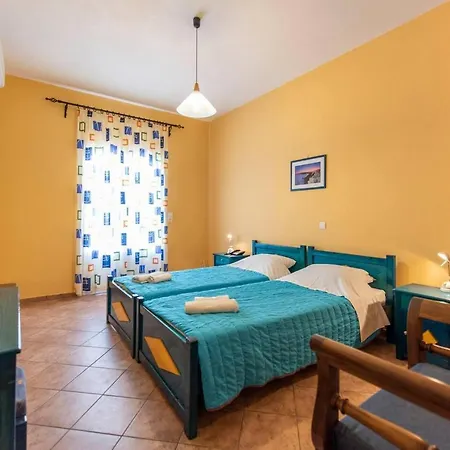 Santorious Spacious Daire Megalochori (Santorini)